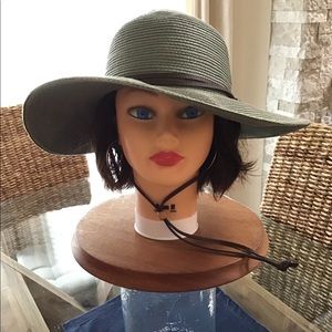 Columbia floppy hat women’s green